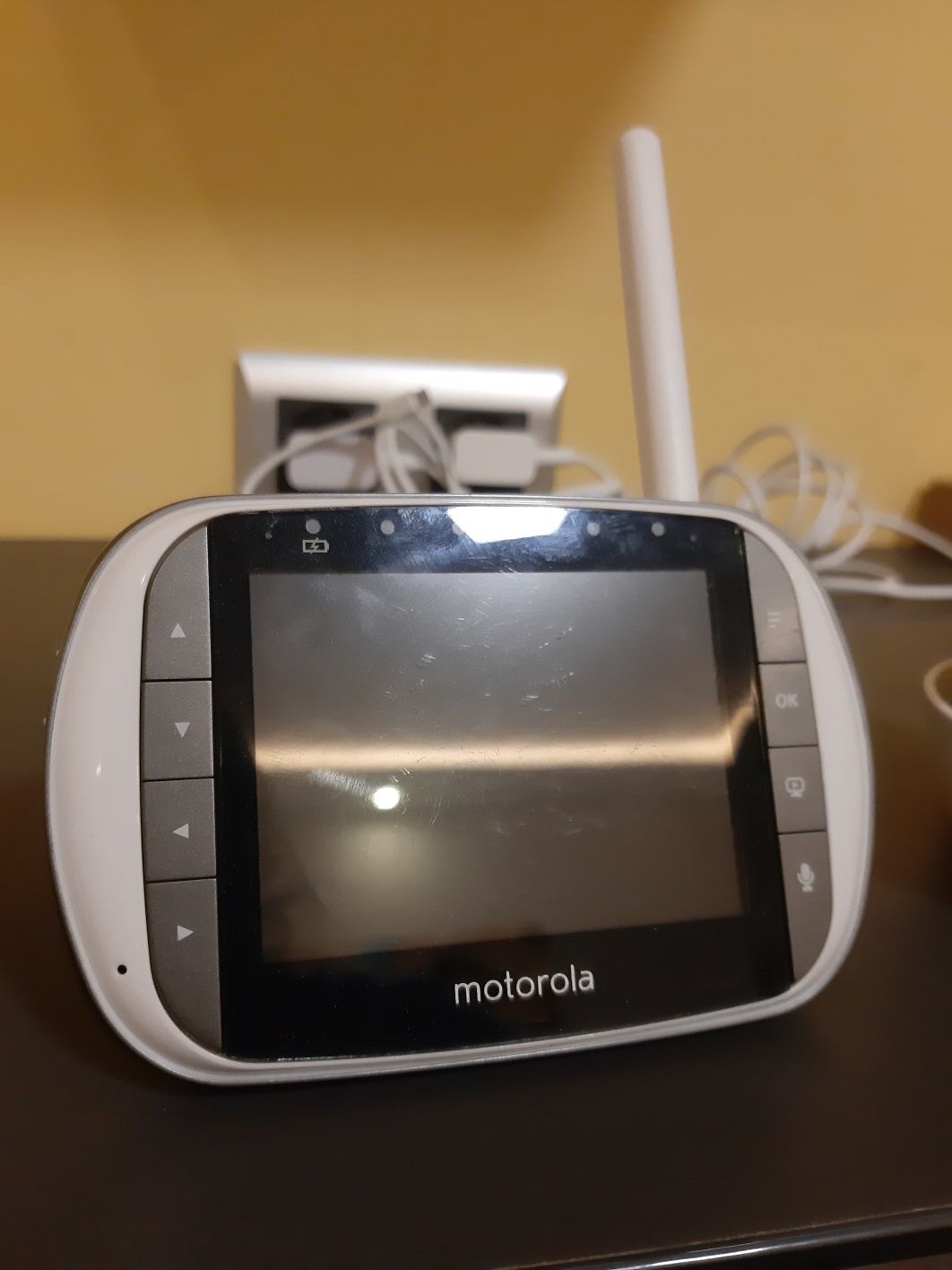 Видео Бебефон Motorola MBP 853 Connect с Wi-Fi