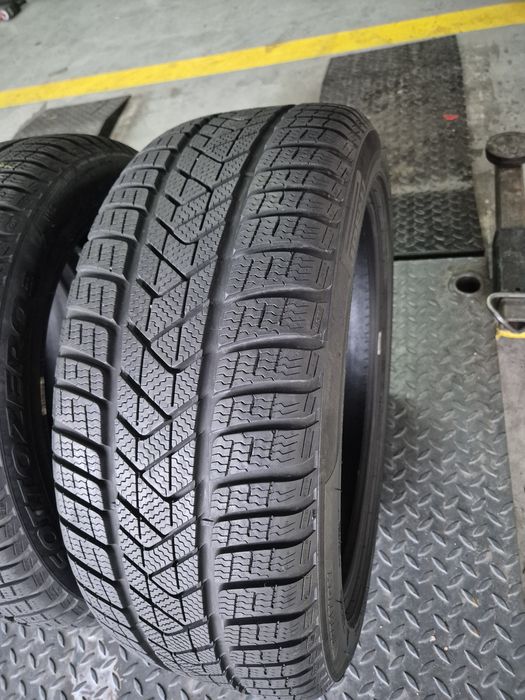 Vand set anvelope 245 45 19 pirelli