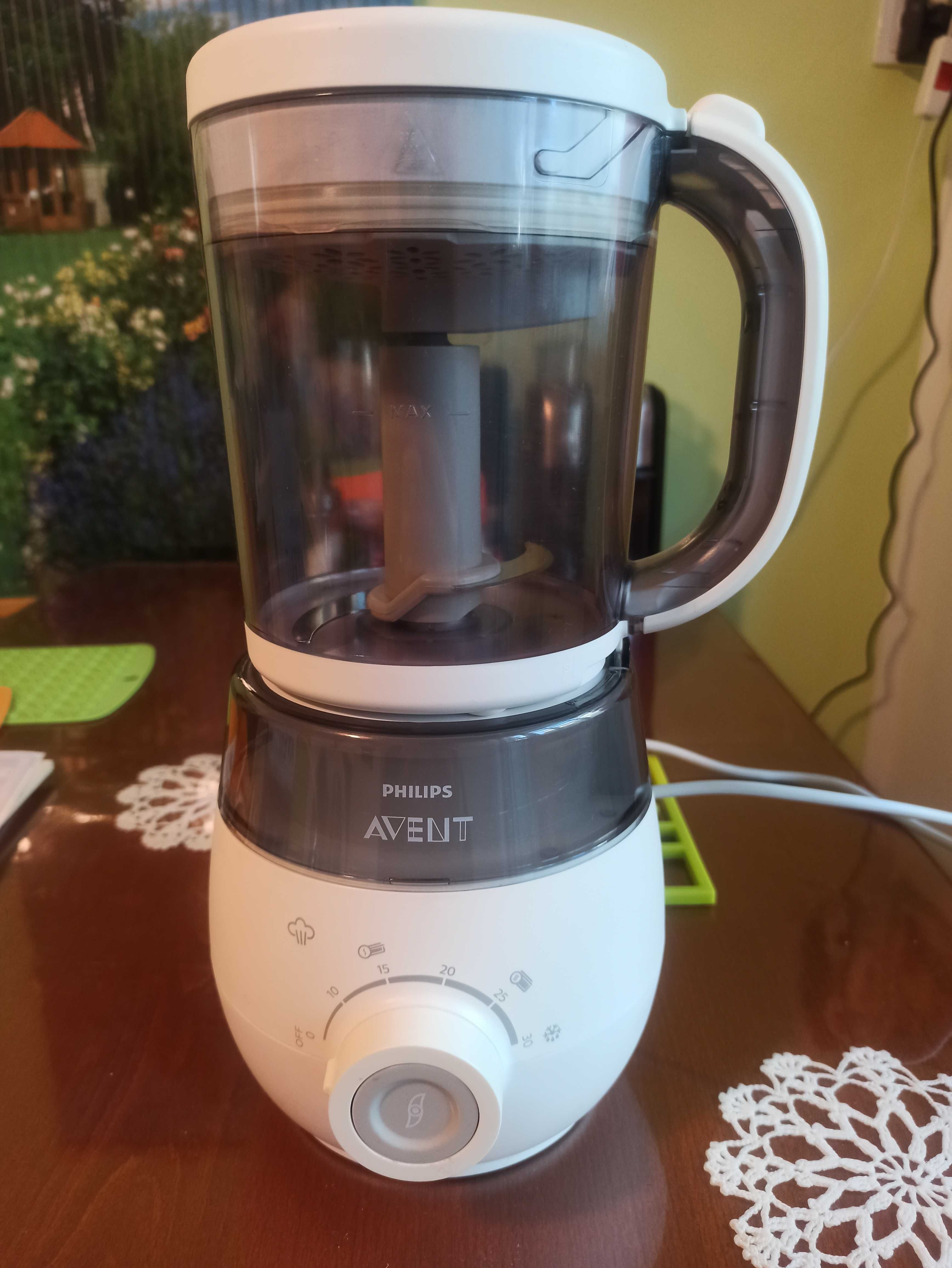 Продавам уред за готвене на пара Philips Avent 4in1