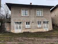 Едноетажна къща в село Драгоево