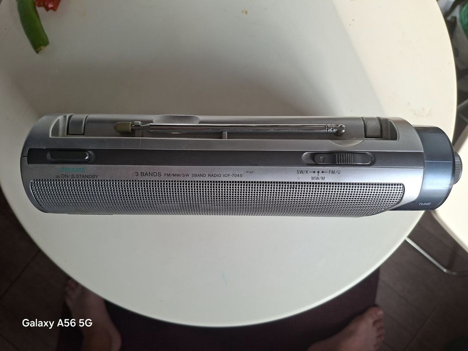 Vand sony icf-704s