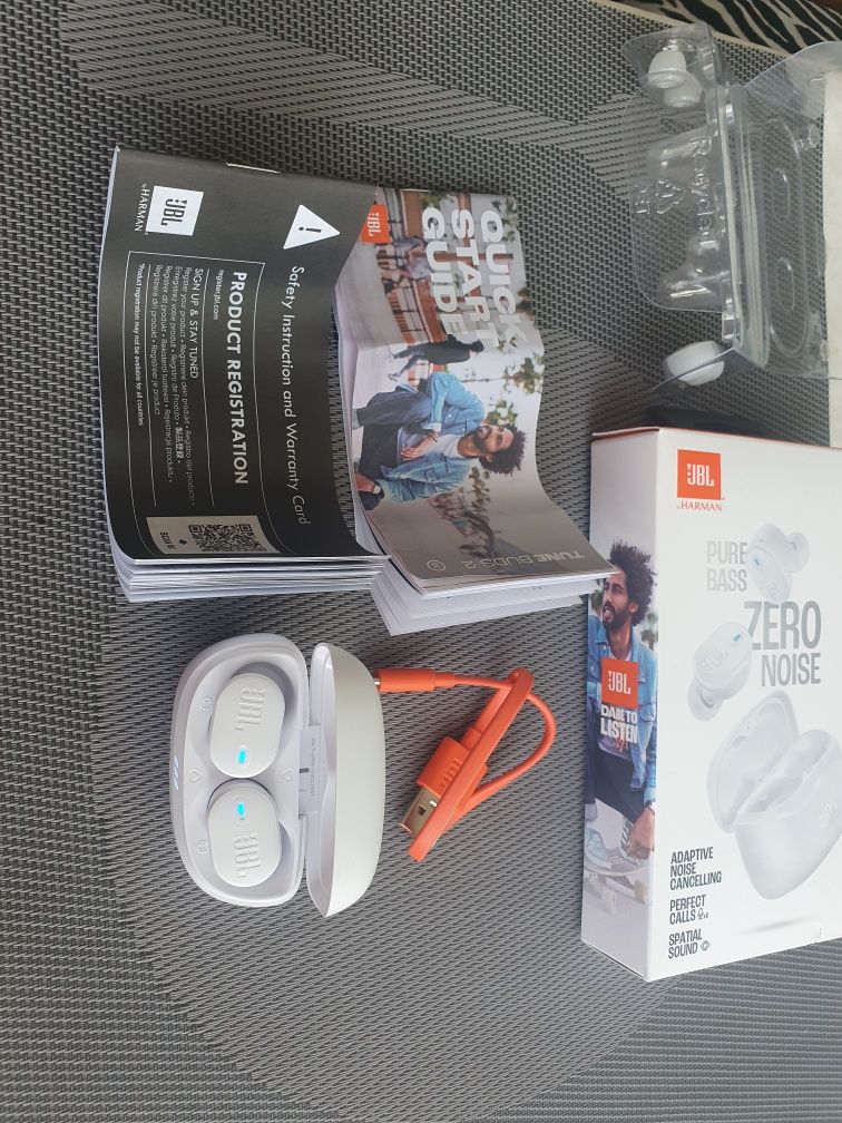JBL Tune buds 2 bluetooth слушалки