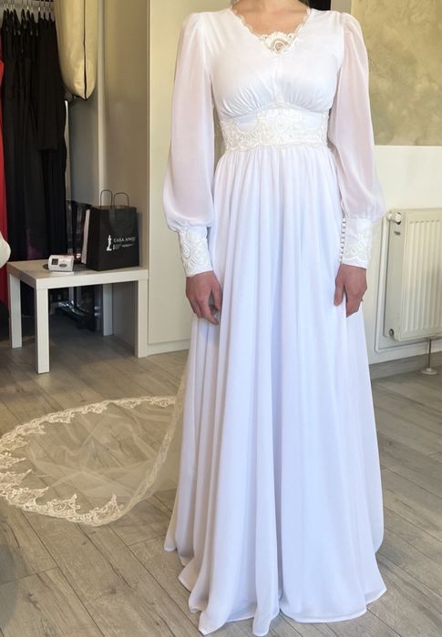 Vand rochie mireasa