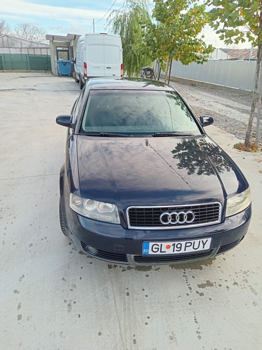 Vând Audi A4b6 în stare bună!