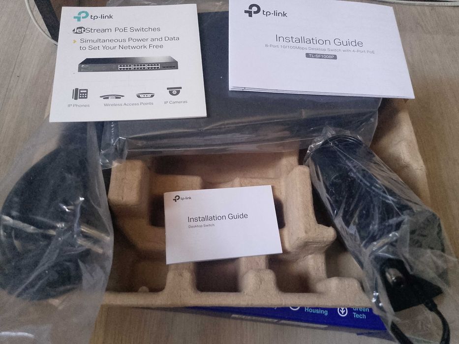 Коммутатор dahua DH-CS4006 и два TP-LINK TL-SF1008P