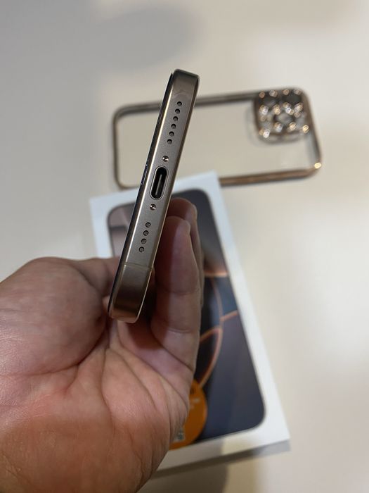 Iphone 16 pro max 512Gb