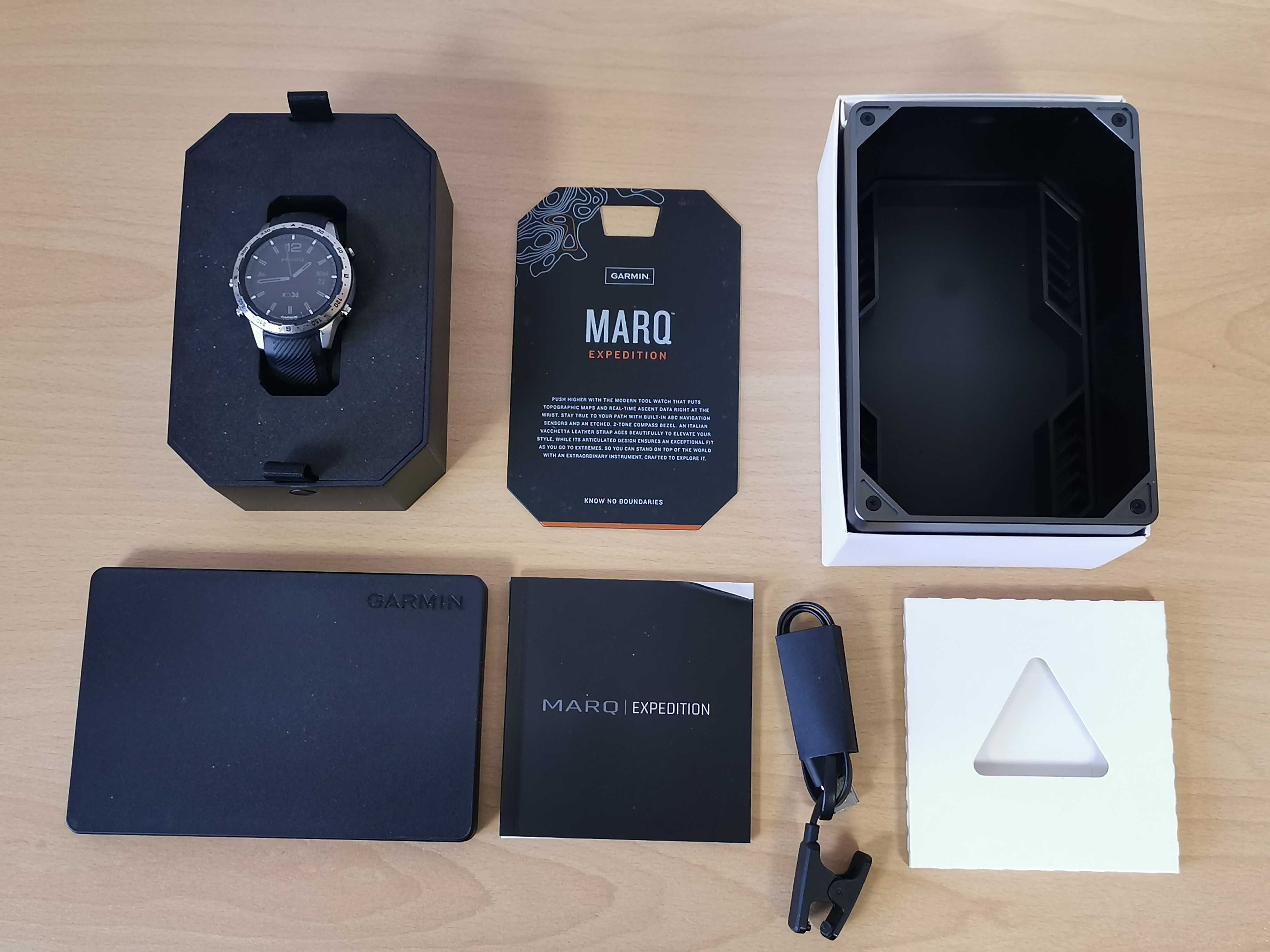 Garmin MARQ Expedition смарт часовник