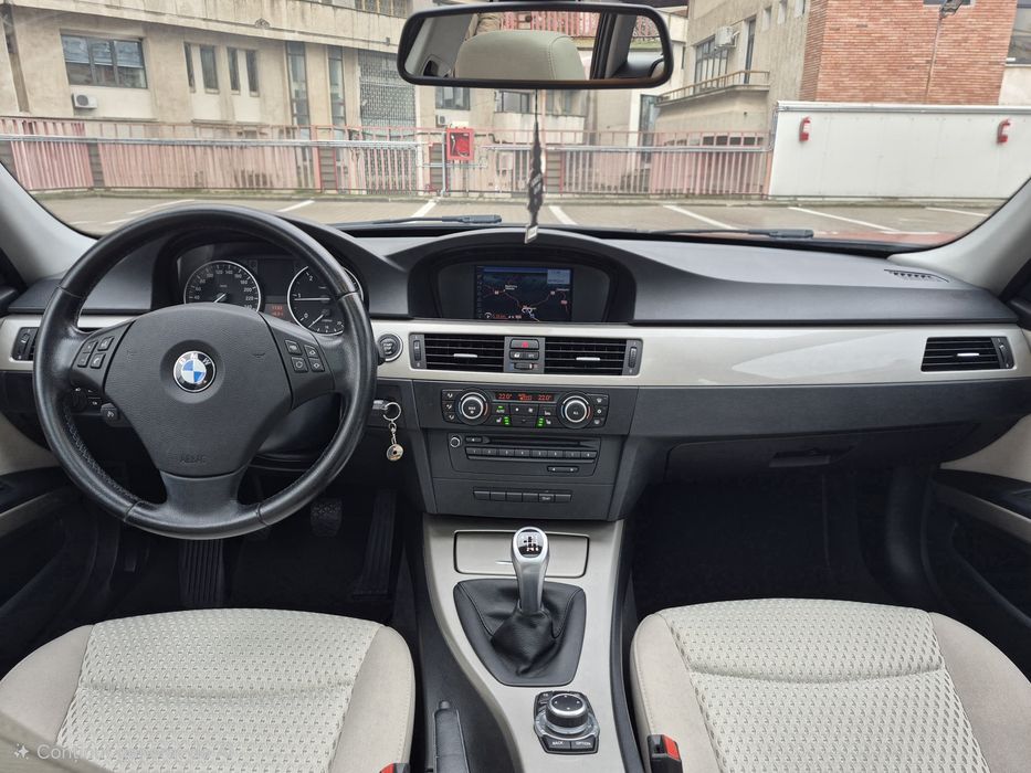 BMW Seria 3 E91 / 320d 184CP Facelift 2011 Individual Panorama