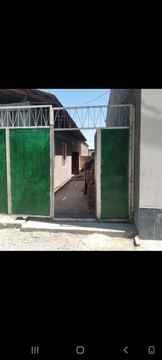 Сергели  ул. Чорток 2.5 соток 5 комнат