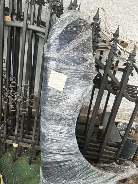 Продавам преден десен калник за голф 4