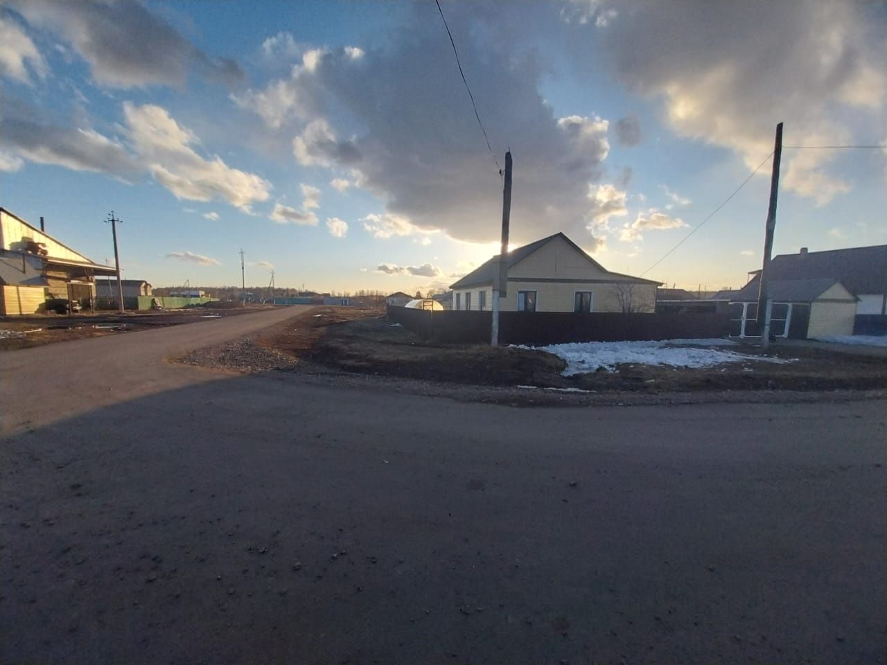 Продам дом  в селе Белом 5 км от города Петропавловска