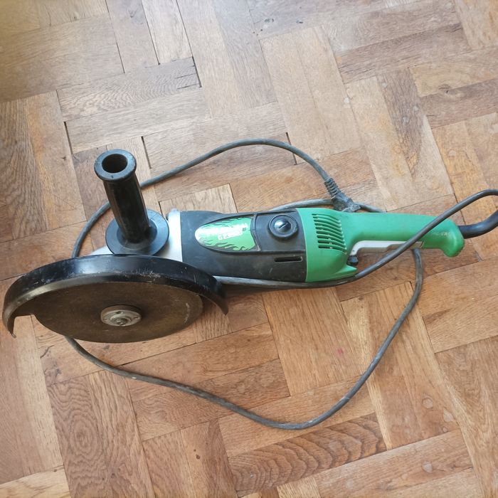 Професионален ъглошлайф Hitachi G 23SRU