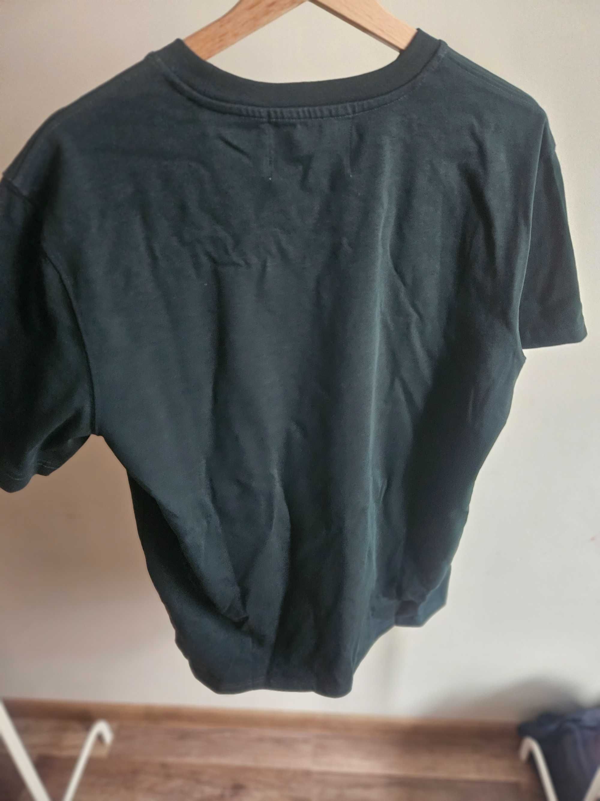 Мъжка тениска налични размери М,XL и XXL