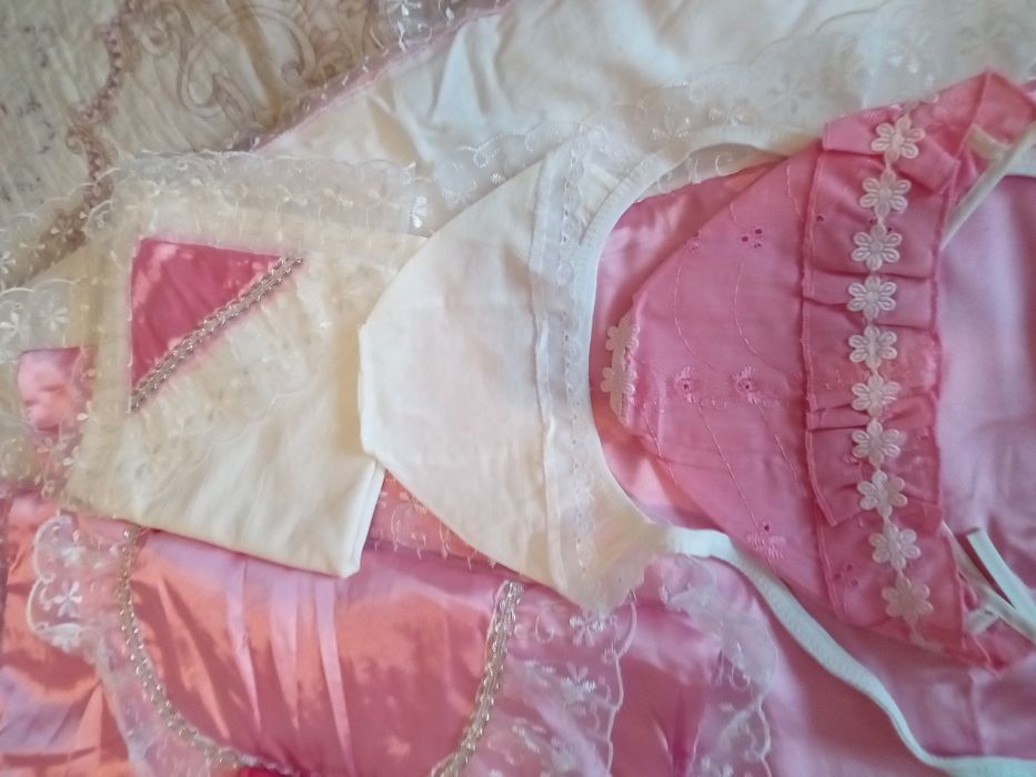 Продам конверт на выписку