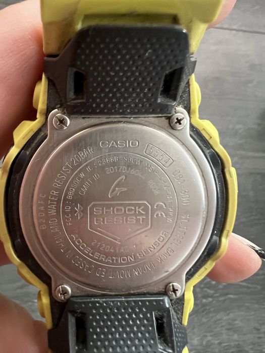Часовник Casio G- SHOCK GBA 800 жълт-170 лв