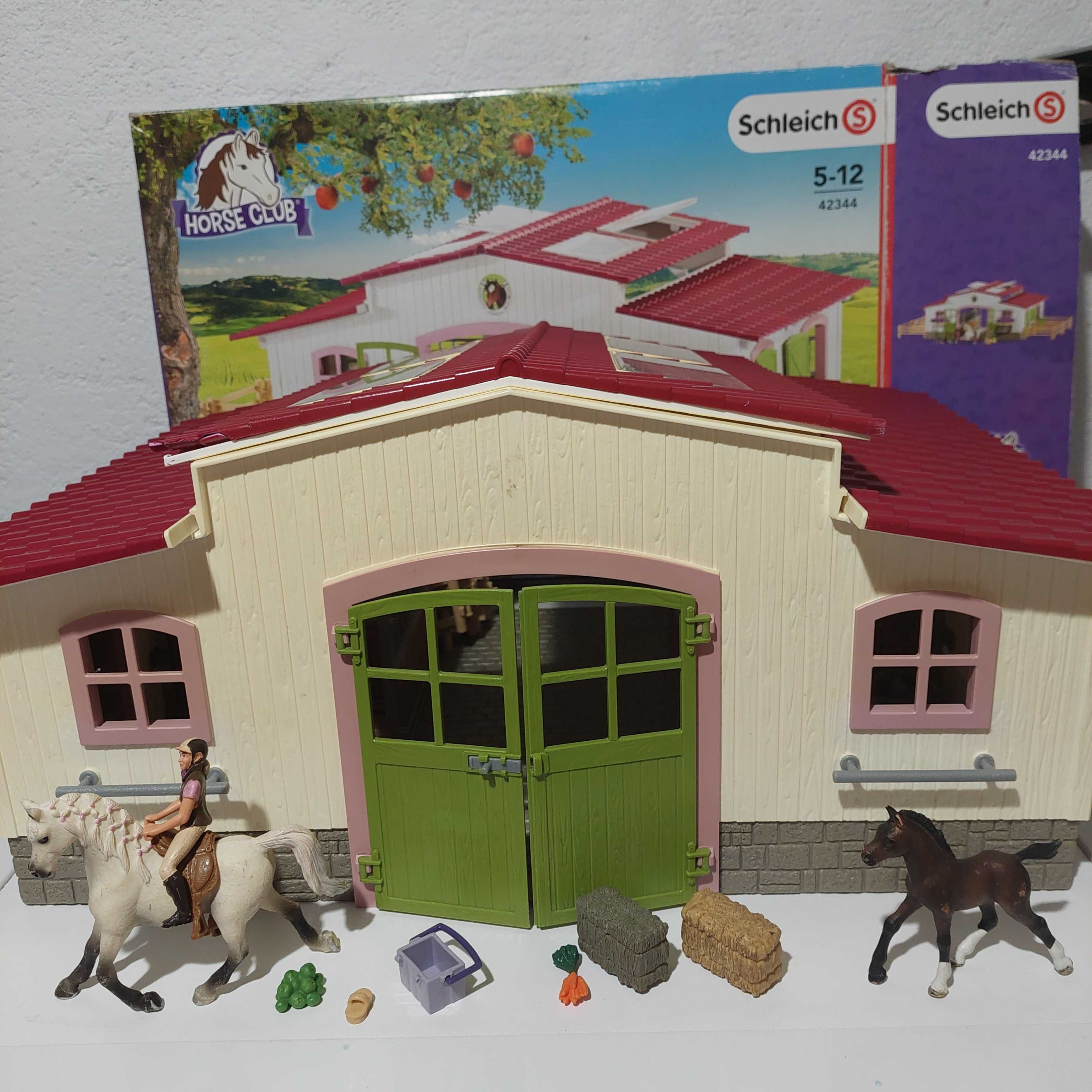 Конна база Schleich