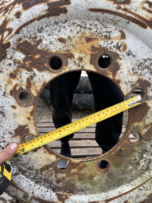 Roti tractor 13.6 -R38