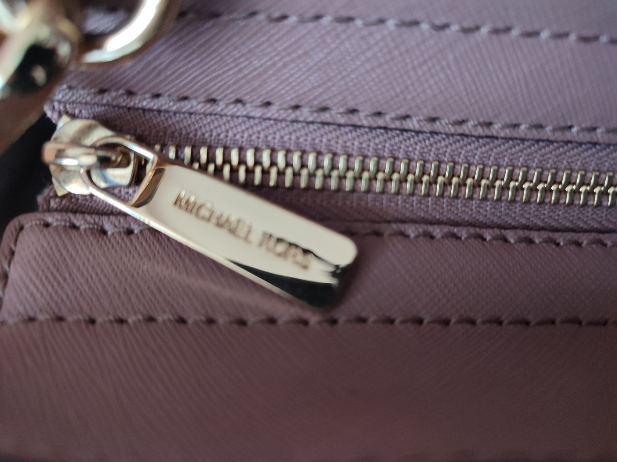 Michael Kors оригинална чанта естествена кожа