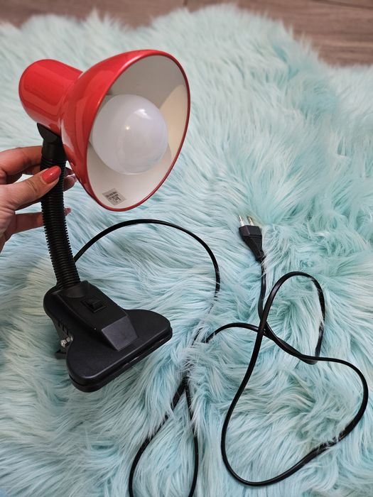 Lampa de birou rosie