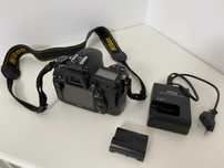 Nikon d7000 (Dx)+grip-(72.381 cadre)+Nikkor 18-55 vr2