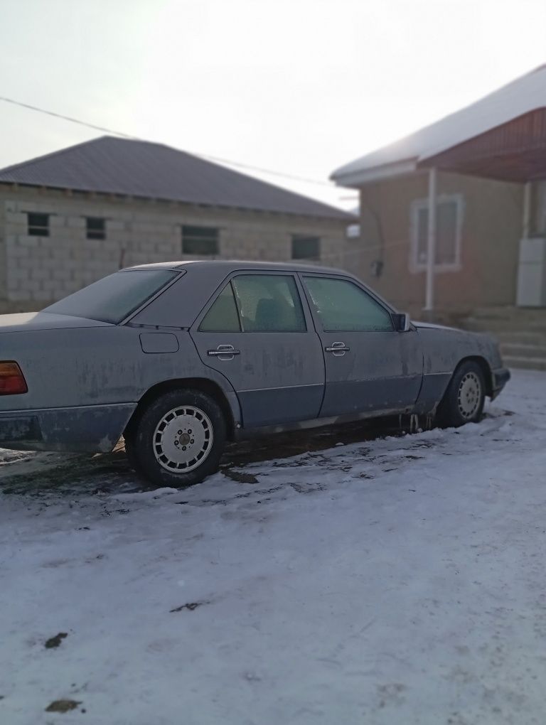 мерседес бенз E230