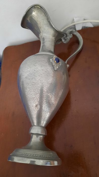 Vază/carafă din cositor