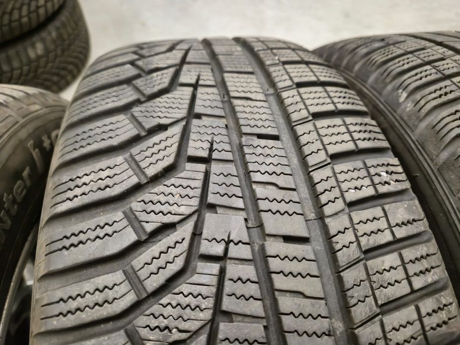 4 anvelope iarna Hankook 225 60 17