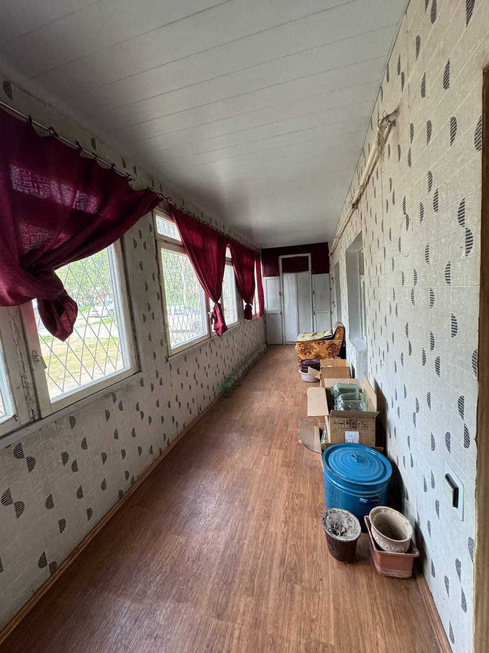 Бий буюк ипак йули 3/1/4 кирпич 91м²