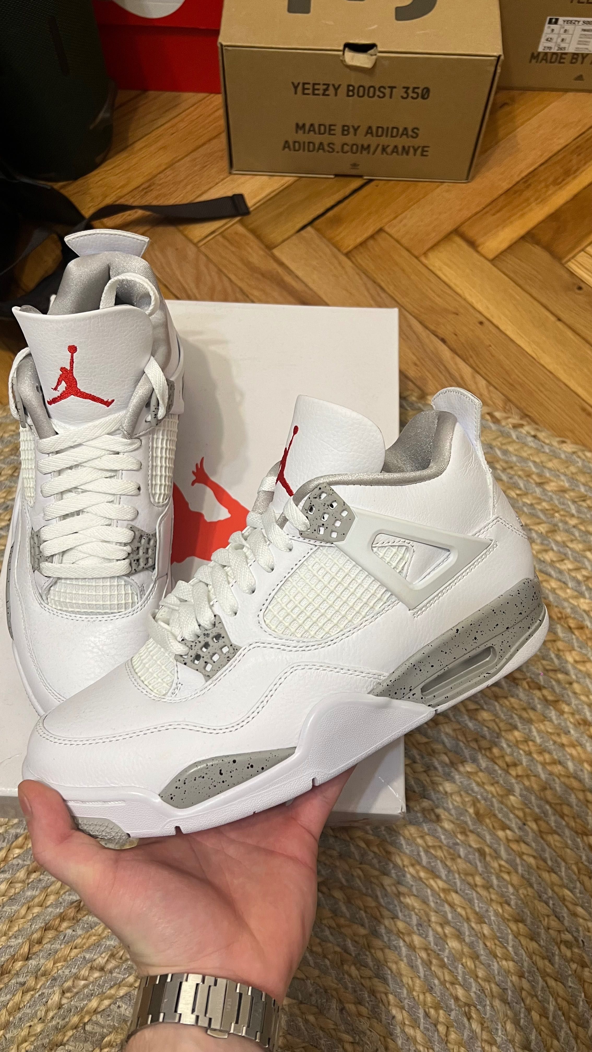 Air Jordan 4 Retro White Oreo