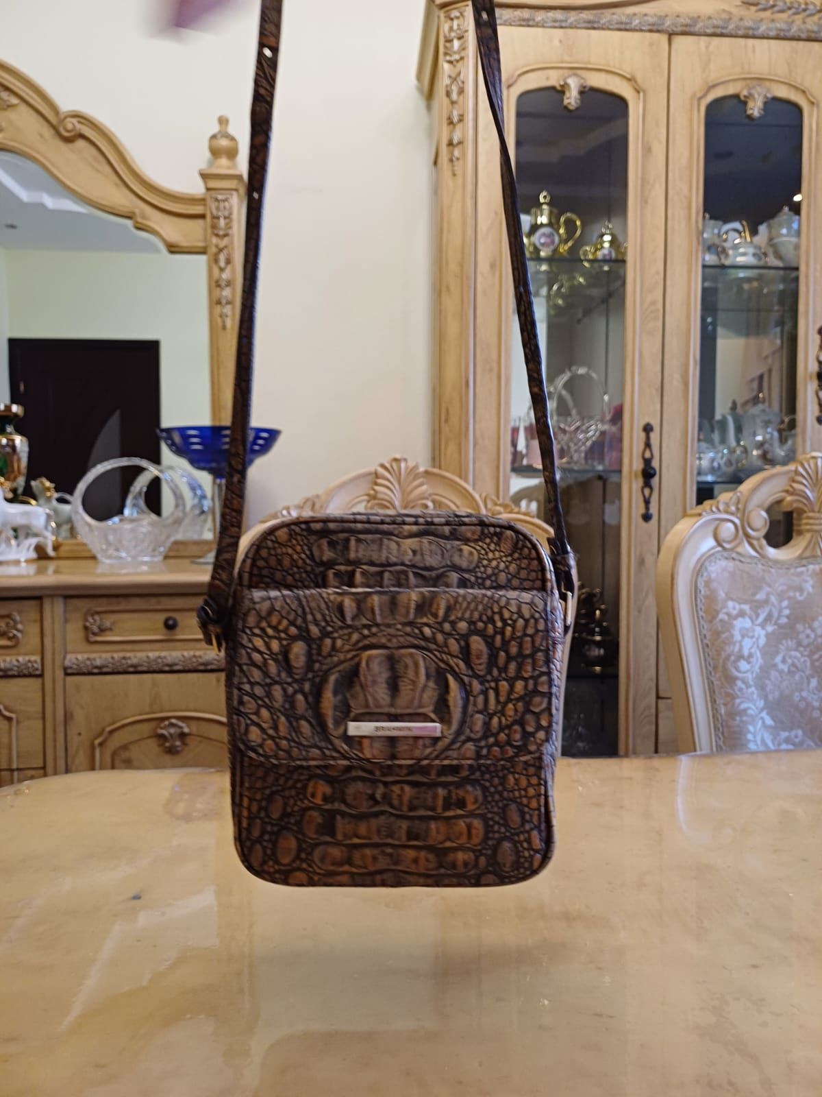 Продам сумку черную