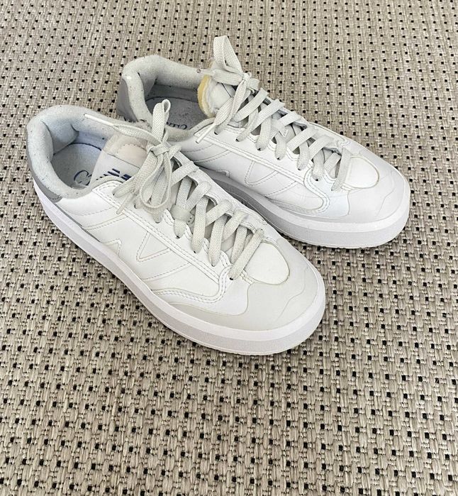 New Balance  дамски маратонки