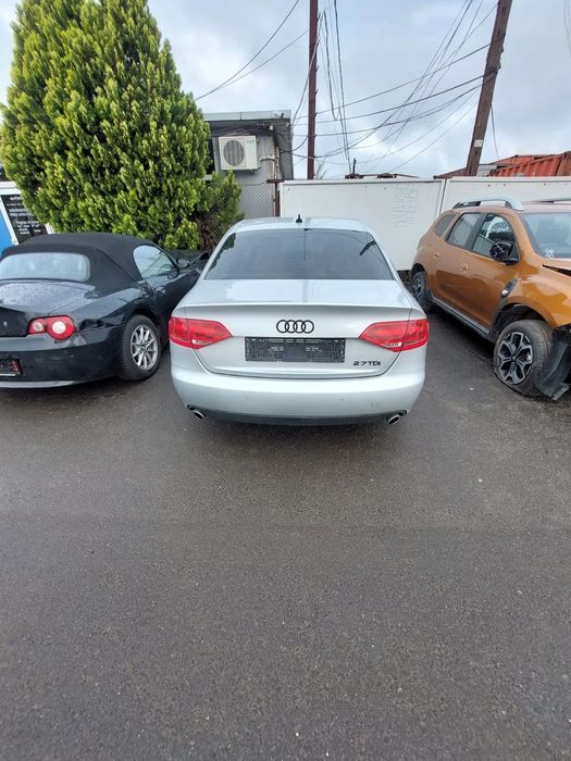 Dezmembrez Audi A4 8k 2.7 TDI