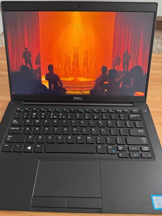 Laptop DELL PRO slim i5 16gb FullHD baterie 8-10 ore - IMPECABIL