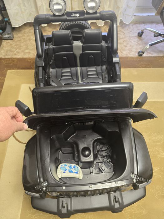 Masinita electrica copii Jeep Wrangler
