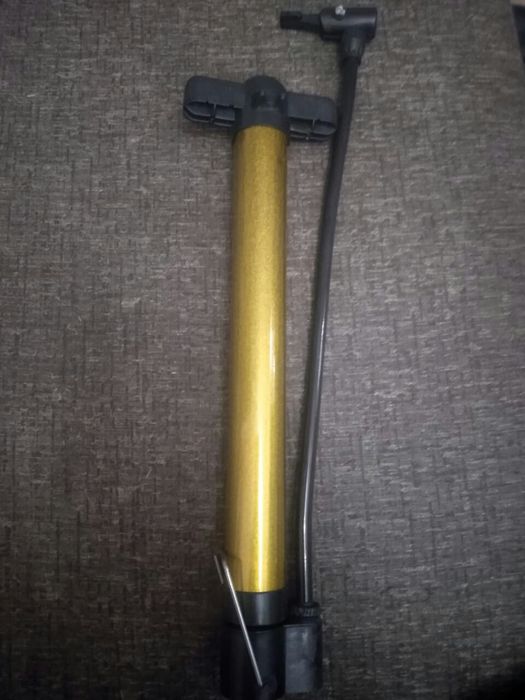 новый замок катафоты фонарь насос звонок бардачок для велосипед.новые