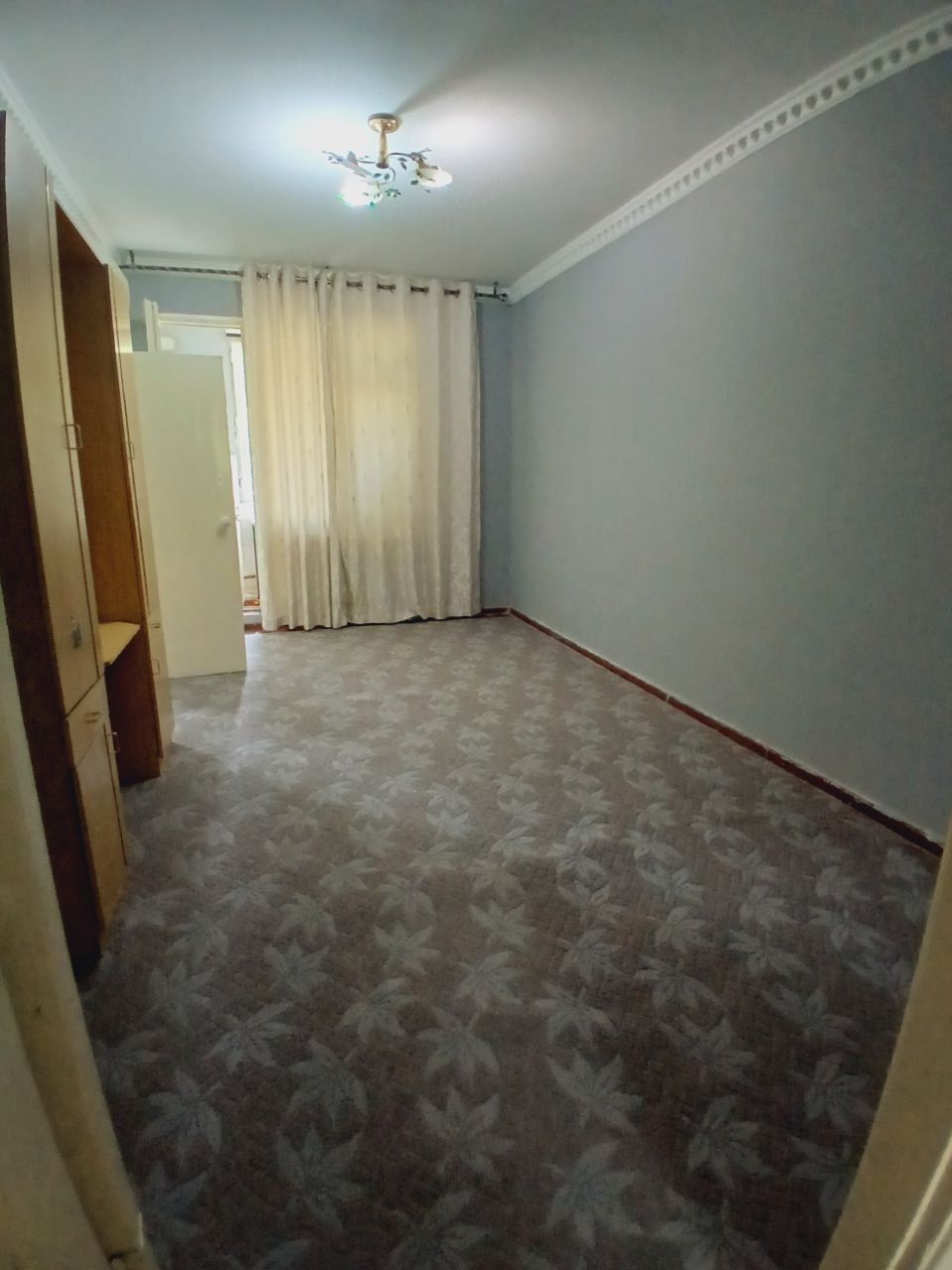 Kvartira arenda Chilonzor 16 Metro oylaga qizlaga -8 ta