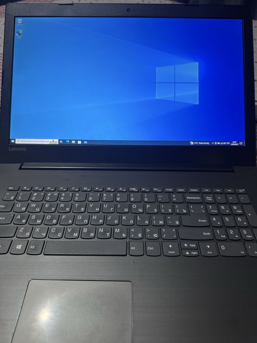 SROCHNA Lenovo Noutbook i7-7500U sotiladi