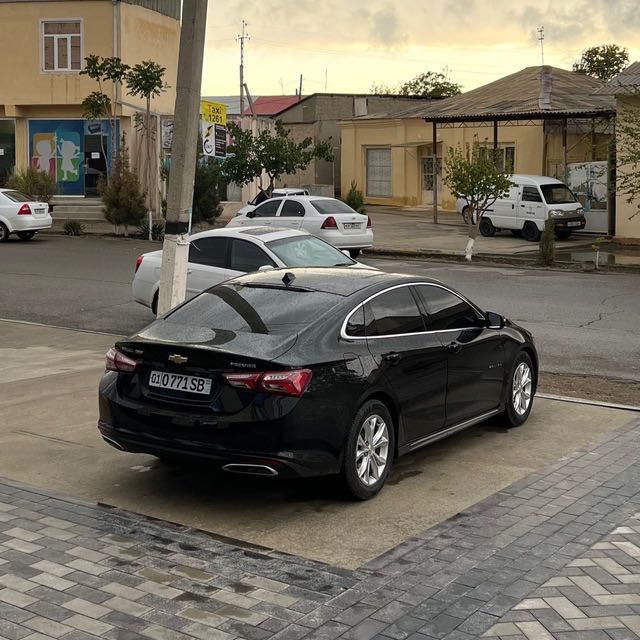 MALIBU PREMIER  sotila srochno