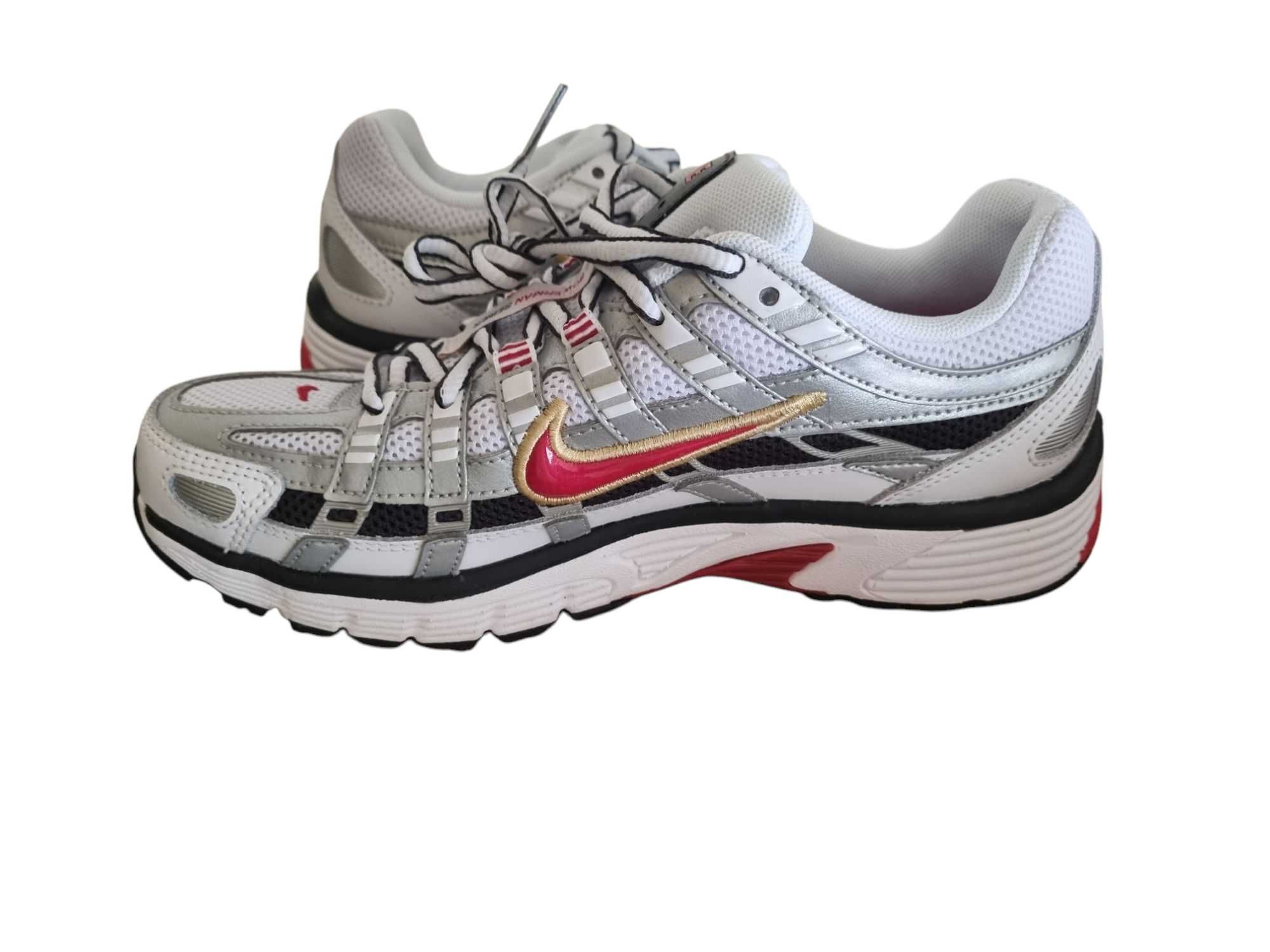 Дамски маратонки Nike