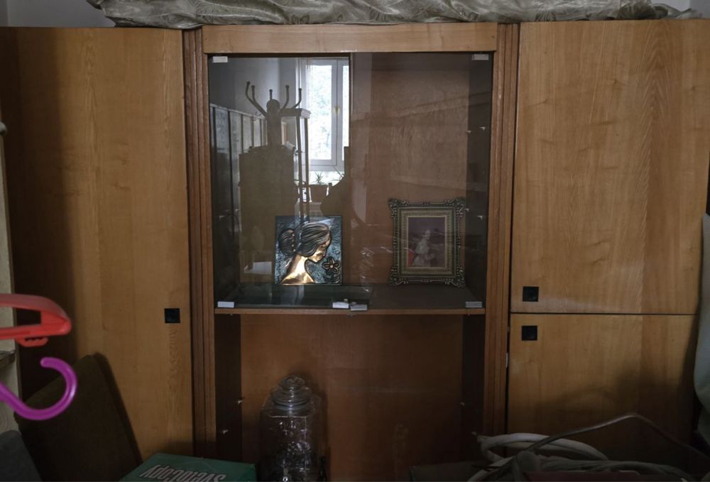 Продаю шкафы б/у