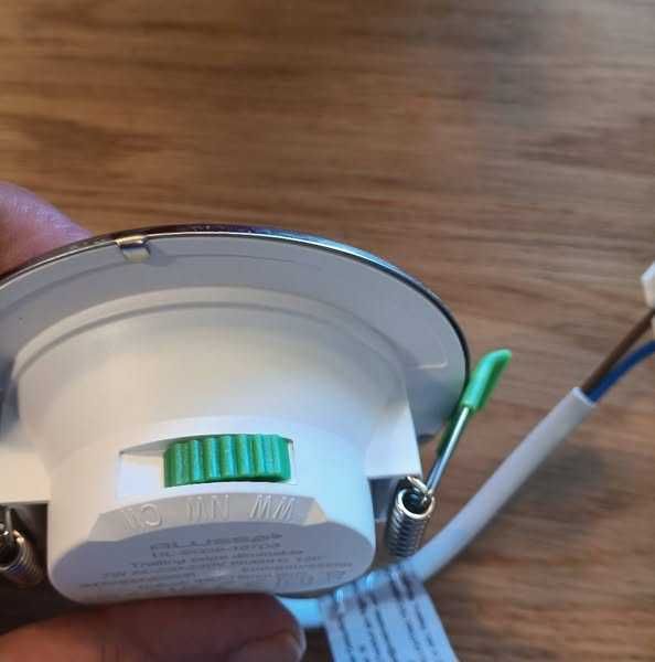 НОВИ! LED лунички за вграждане 7W, димируеми, 3 цвята, 6 бр/к-кт