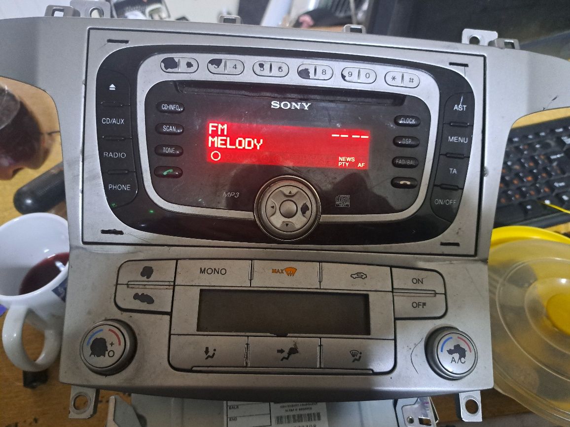 Оригинални авто радио Ford  Sony