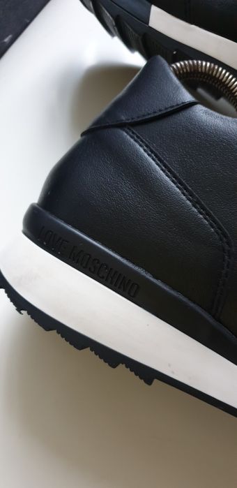 LOVE MOSCHINO Leather Womens Size 40- 25.5- 26см ОРИГИНАЛ! ЕСТ. Кожа!