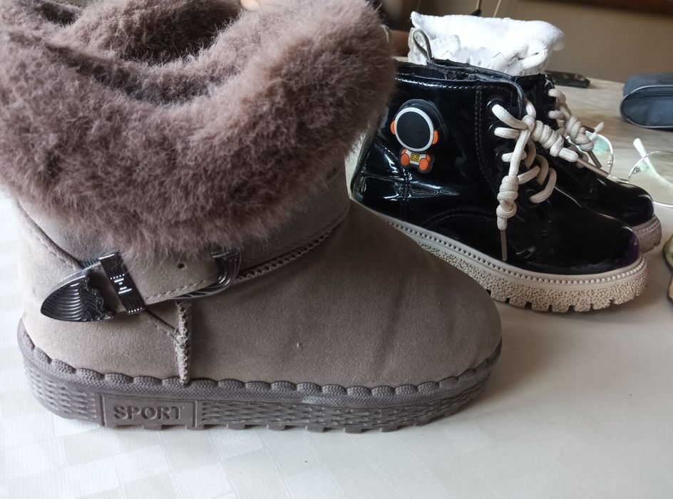 Продается девечья обувь