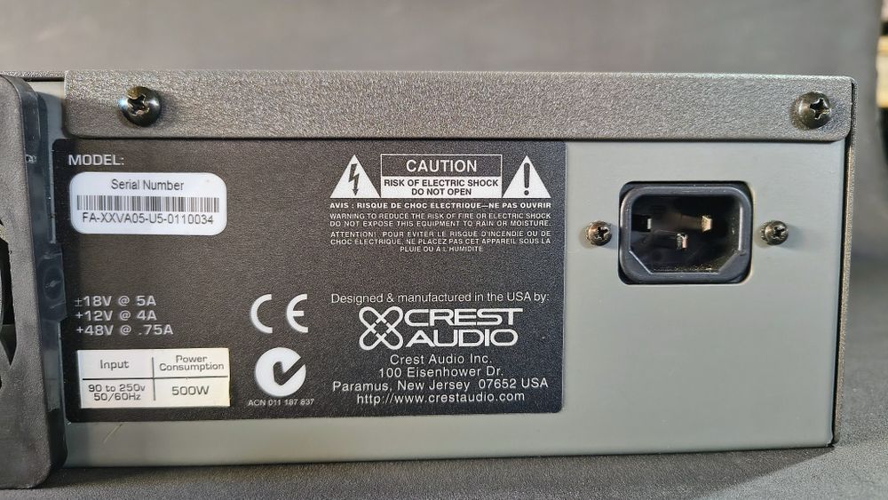 Sursă de alimentare pentru echipamente audio, model Crest Audio 5A Con