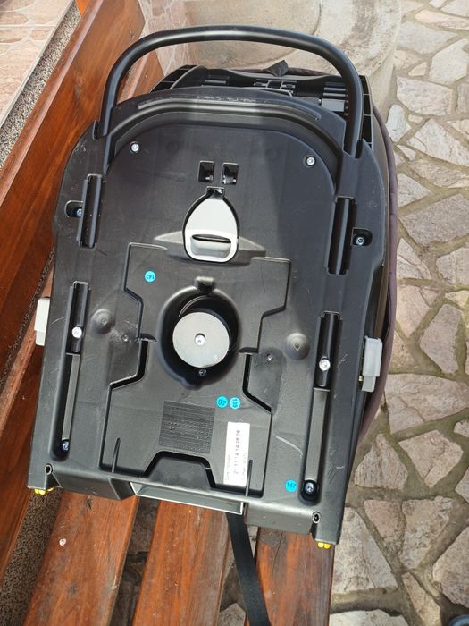 Детско столче Maxi cosi (Milofix)