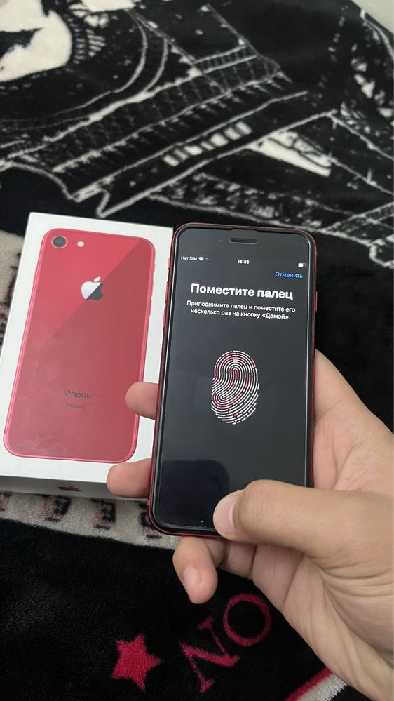 Iphon 8            M