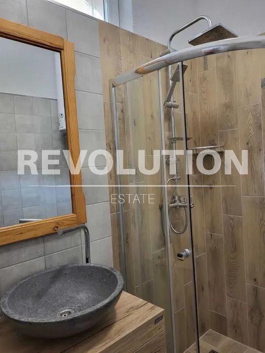 Дава се под наем Двустаен апартамент в Варна, Център - 60 кв.м за 600 € - Снимка #8