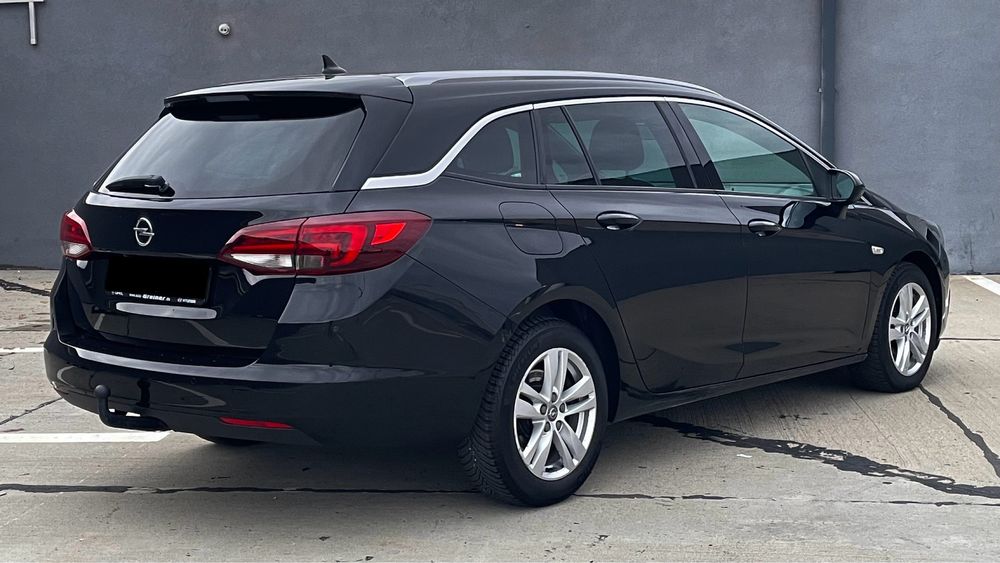 Opel Astra K Sports Tourer 2019 Recent Adusa Germania 6+1 Viteze