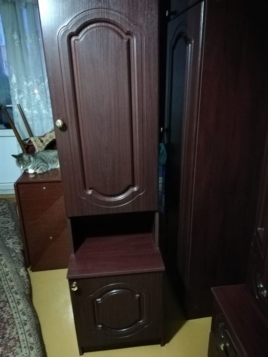 Стенка 5 секций в отличном состоянии